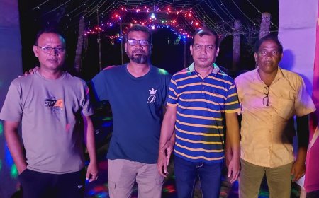 কুষ্টিয়া জেলার দৌলতপুর থানাধীন দফাদার পাড়া কেন্দ্রীয় ঈদগাহে ঈদুল আযহার প্রস্তুতি চলছে জোরেশোরে