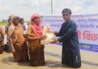 দৌলতপুরে বন্যার্তদের পাশে কৃষকদল নেতা আখতারুজ্জামান সজল